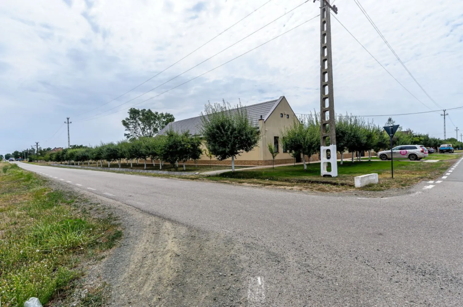 Rezervat Proprietate de vis cu teren 2880 mp și facilități PREMIUM