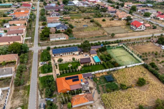 Rezervat Proprietate de vis cu teren 2880 mp și facilități PREMIUM