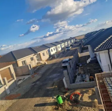 BRASADAS vinde casa NOUA în zona Lucian Blaga.