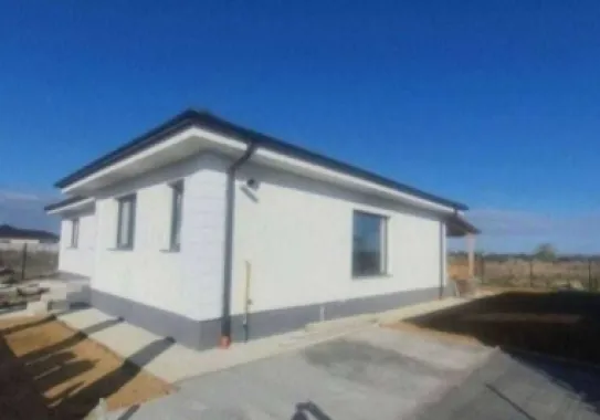 BRASADAS vinde casa NOUA în zona Lucian Blaga.