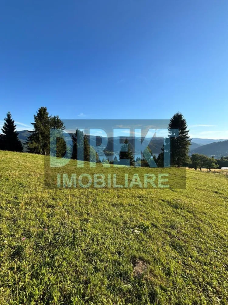 Teren cu view spre lac- 20 arii- - Agenția Direkt Imobiliare oferă spre vânzare un teren cu potențial ridicat, situat în Colibița, la 5 minute de Hotelul Panoramic

Suprafata :20 arii

Proprietatea beneficiază de vedere panoramică spectaculoasă către lac și munți și dispune de toate utilitățile pe teren (apă, curent, ) drum pietruit pana la principala.

Terenul este ideal pentru dezvoltarea unei pensiuni, a unor cabane turistice sau a unei case de vacanță, dar și pentru investitori care caută o oportunitate sigură și profitabilă pe termen lung.