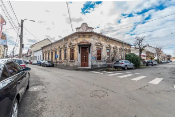 Apartament cu 3 Camere la Casă pe Strada I.L. Caragiale, Arad