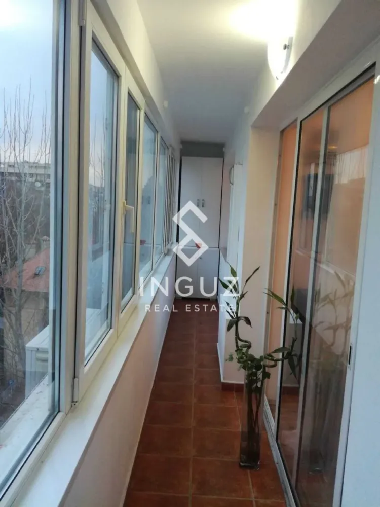 Apartament 2 camere de închiriat | Calea Victoriei | Locație premium - Apartament 2 camere de închiriat | Calea Victoriei | Locație premium

Preț: 650 EUR (negociabil)

Apartament exclusivist cu 2 camere, situat pe Calea Victoriei, una dintre cele mai prestigioase și centrale zone din București, ideal pentru un stil de viață urban premium.

Detalii proprietate:
• Suprafață utilă: 54 mp
• Compartimentare semidecomandată
• Etaj 6
• Construcție: înainte de 1977

Compartimentare:
• Living luminos
• Dormitor confortabil
• Bucătărie
• Baie

Dotări:
• Complet mobilat și utilat
• Spațiu bine organizat
• Potrivit pentru locuire imediată

Localizare:
• Calea Victoriei – zonă centrală premium
• Acces rapid către restaurante, cafenele și zone de interes
• Aproape de mijloace de transport în comun

Informații suplimentare:
• Preț negociabil
• Ideal pentru persoane care caută o locație exclusivistă în centrul orașului