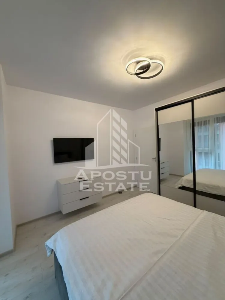 Apartament cu 3 camere de inchiriat, garaj subteran, Zona Aradului