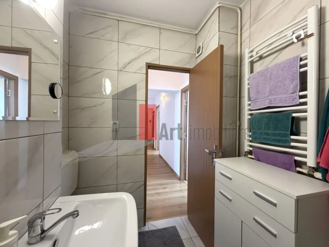 Apartament renovat, decomandat, luminos | Zona Dristor metrou