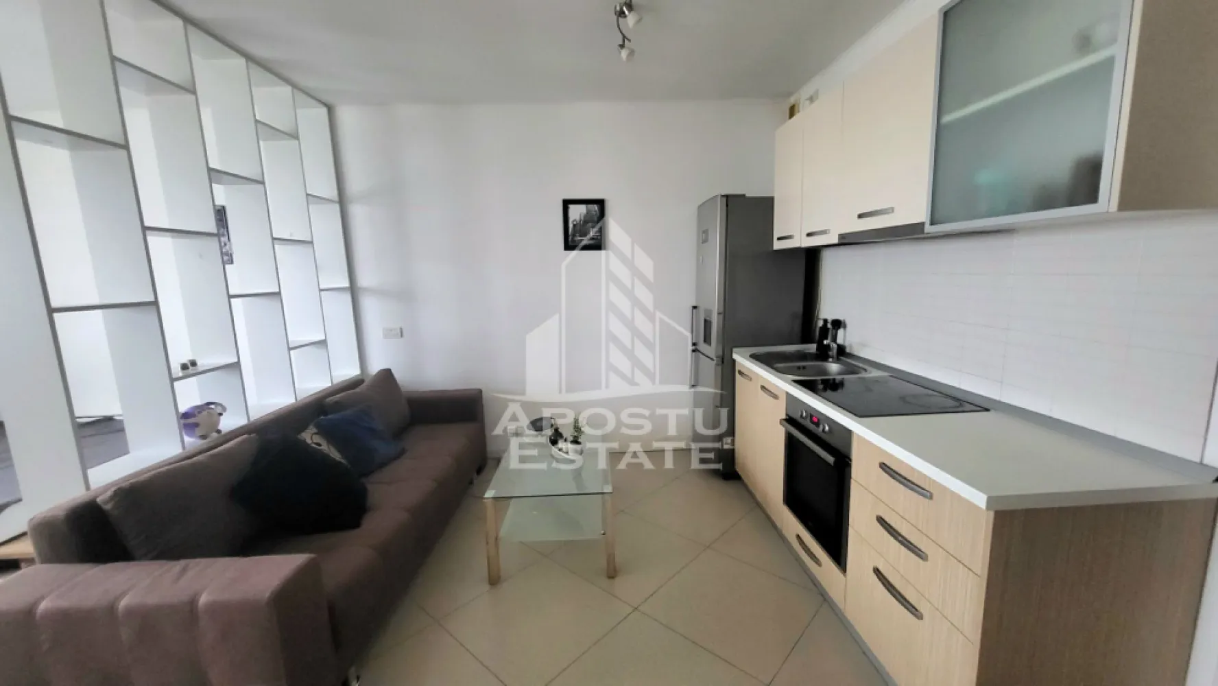 Apartament cu o camera semicentral,bloc nou - Apostu Estate va propune spre inchiriere un apartament cu o camera,pe Gheorghe Lazar.
Apartamentul este disponibil la etajul 7,intr-un imobil nou si se desfasoara pe o suprafata utila de 38 mp.
Compartimentare:
-hol
-camera open space cu bucatarie
-baie
Confortul termic se realizeaza prin intermediul centralei pe gaz.
In vecinatate se afla Piata 700,Centru,Piata Unirii si Piata Libertatii.
Disponibil imediat!
Va asteptam cu drag la o vizionare!