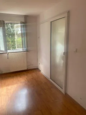 BRASADAS vinde ap 2 cam etaj 2/4 Micro 14.