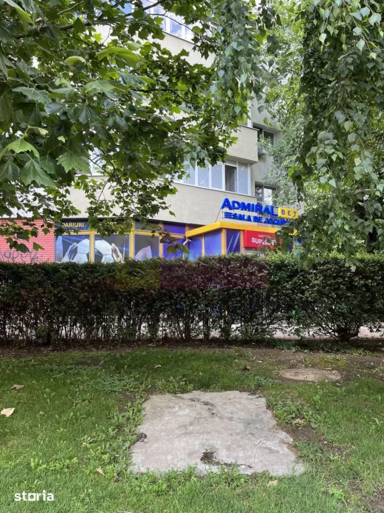 Vând spațiu comercial in zona Titan - Vând spațiu comercial închiriat, cu contract pe următorii 10 ani in zona Titan, cu o suprafata de 140mp, cu vitrina 12ml, cu intrare suplimentara prin spate.
Pentru detalii si vizionari contactati agentul Dona Camelia 0733683461