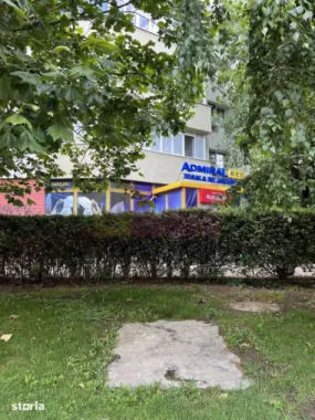 Vând spațiu comercial in zona Titan