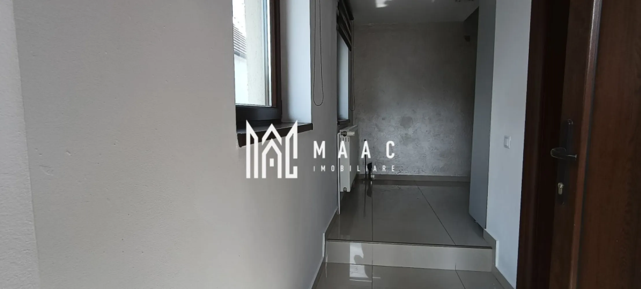 Spațiu Birouri | 100 MPU | 4 camere | Calea Turnișorului - MAAC Imobiliare vă propune spre închiriere un spațiu versatil și rafinat, ideal pentru a găzdui sediul unei firme, un cabinet de avocatură sau birouri profesionale, situat într-o zonă care îmbină accesibilitatea urbană cu liniștea necesară activității intelectuale. 

Proprietatea se remarcă prin dotări moderne și un ambient călduros, oferind o panoramă deosebită și o compartimentare inteligentă în 4 camere spațioase, pregătite să răspundă cerințelor unui mediu de lucru premium.

Imobilul dispune de următoarele dotări și caracteristici:
Sistem de supraveghere video pentru siguranța activității dumneavoastră.

Șemineu funcțional, care adaugă o notă de eleganță și confort.

Încălzire eficientă prin calorifere, asigurând un mediu de lucru optim.

4 camere luminoase, pretabile pentru birouri individuale sau săli de ședință.

Bucătărie completă, dotată cu o cămară spațioasă pentru depozitare.

2 băi utilate modern: una prevăzută cu cadă și cealaltă cu cabină de duș.

Acces la curte comună bine întreținută.
Amplasată strategic, proprietatea beneficiază de deschidere la stradă. 

Condiții de închiriere:

Se solicită 2 garanții în cuantumul unei chirii lunare.

Termenul contractual este de minimum 1 an.

Pentru mai multe detalii sau pentru a stabili o vizionare ,contactați-ne și specificați codul de identificare al proprietății ID: CP3038407.