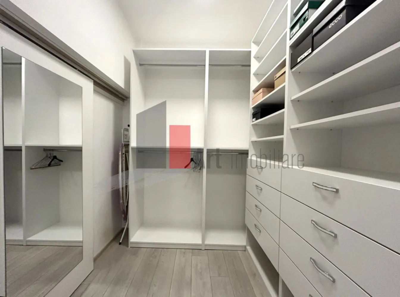 Apartament 3 camere tip Duplex - zona Calea Calarasilor/Popa Nan