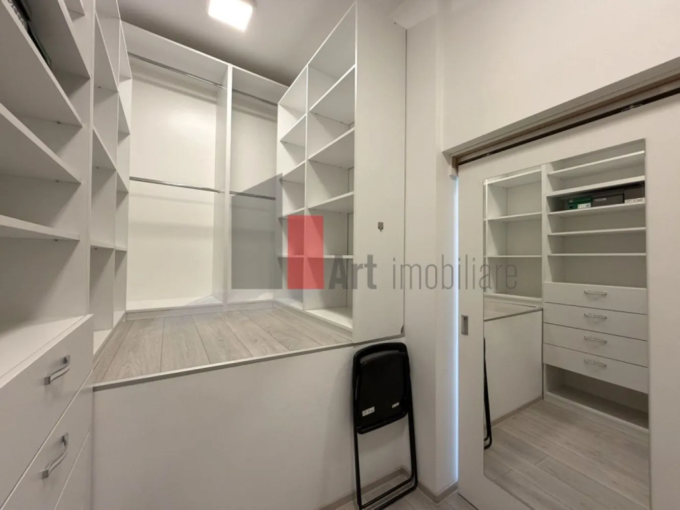 Apartament 3 camere tip Duplex - zona Calea Calarasilor/Popa Nan