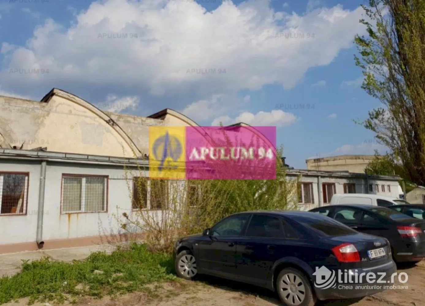 Hală 3600mp zona de Sud a capitalei - Hala depozitare și/sau productie situată in imediata apropiere a Bucureștiului cu acces facil din zona Berceni - Drumul Binelui (5 minute de zona LIDL/Kaufland Metalurgiei), zona Giurgiului-Dedeman - Cartierul Progresul este deasemenea la 5 minute, la nici 2 minute avem Soseaua de Centura, oferim deci un spațiu perfect pentru un hub lângă capitală. Vă oferim o suprafata acoperita utila de peste 3500 mp, structura din beton armat, cu acoperisul tip scoica din beton armat, cu ferestre mari care ne ajută să ne bucurăm de avantajele luminii naturale, avem însă și un bun sistem de iluminat electric, avem acces tir, toate utilitățile (apă, gaz, curent, canal). Vă oferim deci locul perfect pentru a vă desfășura activitatea în condiții optime. La pachet cu hala vă oferim un spațiu generos pentru birouri și o zonă ce se poate folosi ca showroom. Terenul total pe care îl punem la dispoziție este de 5000mp din care hala și birourile ocupă peste 4000mp, rămân astfel aproape 1000mp pentru parcare în jurul clădirii (minim 20-30 de mașini se pot parca lângă clădire). Un alt aspect important este faptul ca zona de locuit este la peste 700ml noi fiind practic în mijlocul unei zone logistice din Sudul Capitalei. Pentru mai multe detalii și vizionări nu ezitați să mă contactați, Daniel, Apulum94.