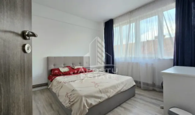 Apartament 3 camere, Central