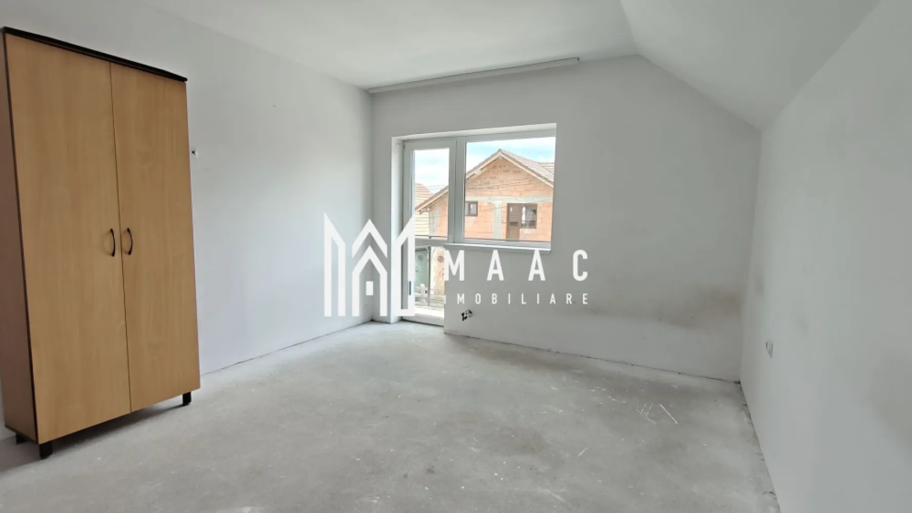 Casă individuală I 120mpu I 5 camere I Curte 300mp I Cristian