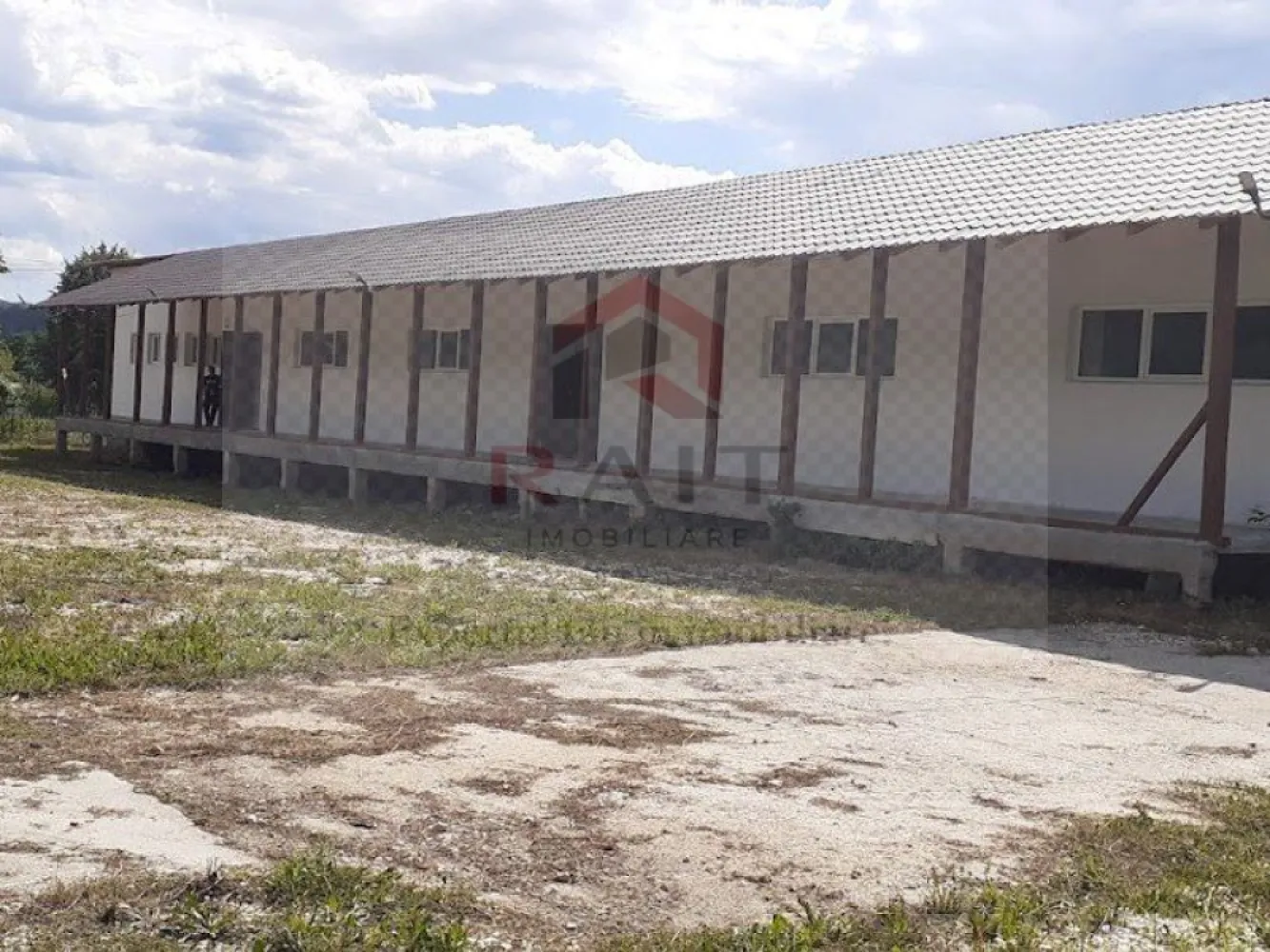 Hala de Inchiriat Godeni Arges - Hala de productie cu incalzire centrala pe peleti, rampa, alarma, camere video, baie, dus, acces tir, si posibilitate de extindere a terenului cu cca 3000 mp.
Spatiul este pretabil pentru Productie/servicii,Depozitare,Logistica.
Pretul este usor negociabil.
Spatiul : Hala Productie
Se adauga consturi cu Utilitati/Mentenanta.