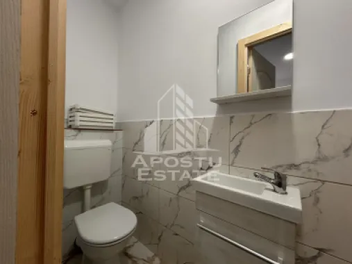 Clădire renovată 2025, 9 camere