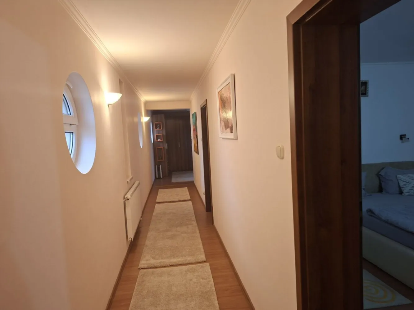 BRASADAS vinde casa cu iesire la lac