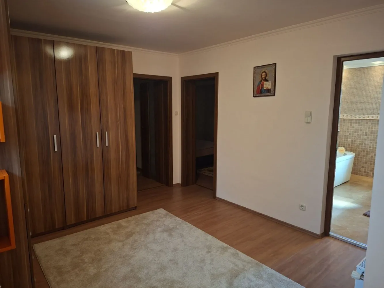 BRASADAS vinde casa cu iesire la lac