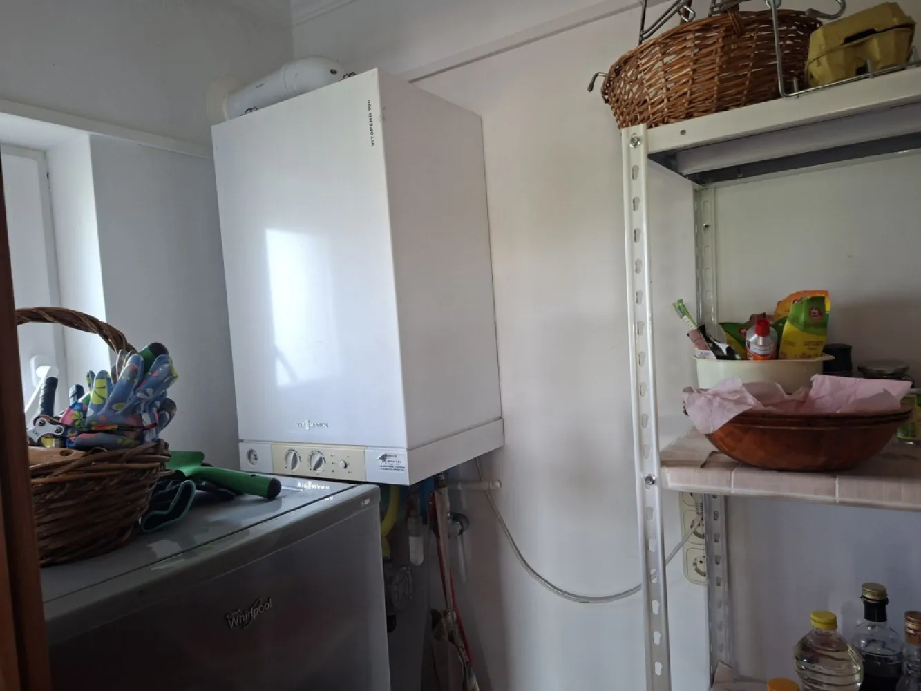 BRASADAS vinde casa cu iesire la lac