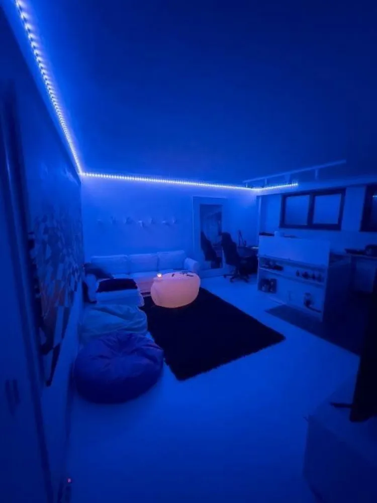 Ag BRASADAS vinde Ap 2 cam DEMISOL 2016 + Garaj DOROBANTI. - Agenția BRASADAS vinde apartament cu 2 camere in zona Dorobanti/Floreasca, in bloc tip Boutique, P+3 (7 apartamente total), an constructie 2015, foarte luminos, spatios, bine compartimentat, living openspace, debara cu spatiu de depozitare amenajat.
Se vinde MOBILAT, UTILAT, jaluzele interioare si exterioare aluminiu automate, alarma apartament, sistem de iluminare Philiphs HUE si detine un loc de PARCARE in subteran, care se poate achizitiona separat (15000 eur).
Pentru mai multe oferte accesați www.brasadas.com.