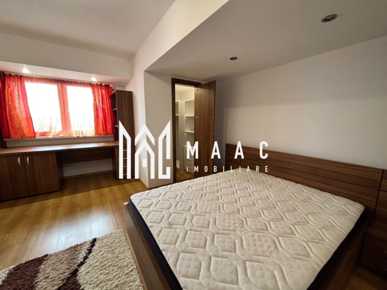 Apartament 3 camere | Balcon | Parcare | 84 MPU | Parcul Belvedere