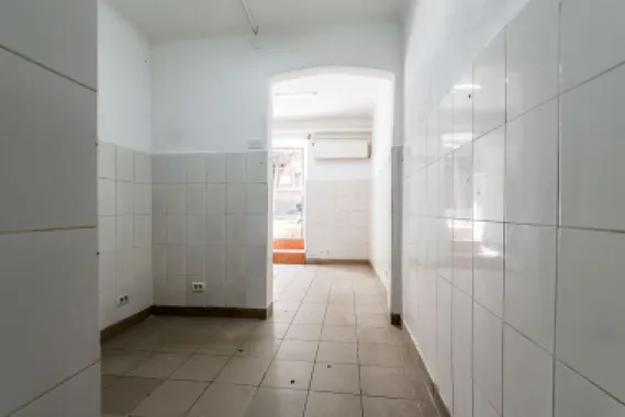 Spațiu comercial cu acces stradal, pe b-dul Decebal, ideal investiție