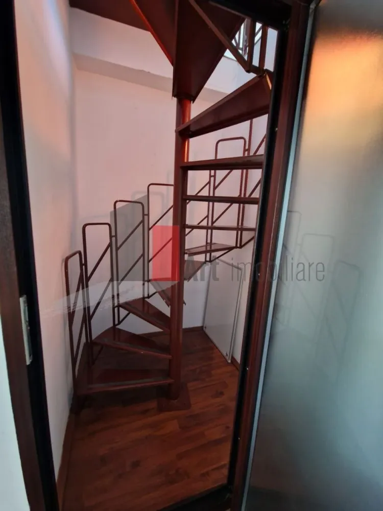 DUPLEX de vanzare 5 camere Giulesti