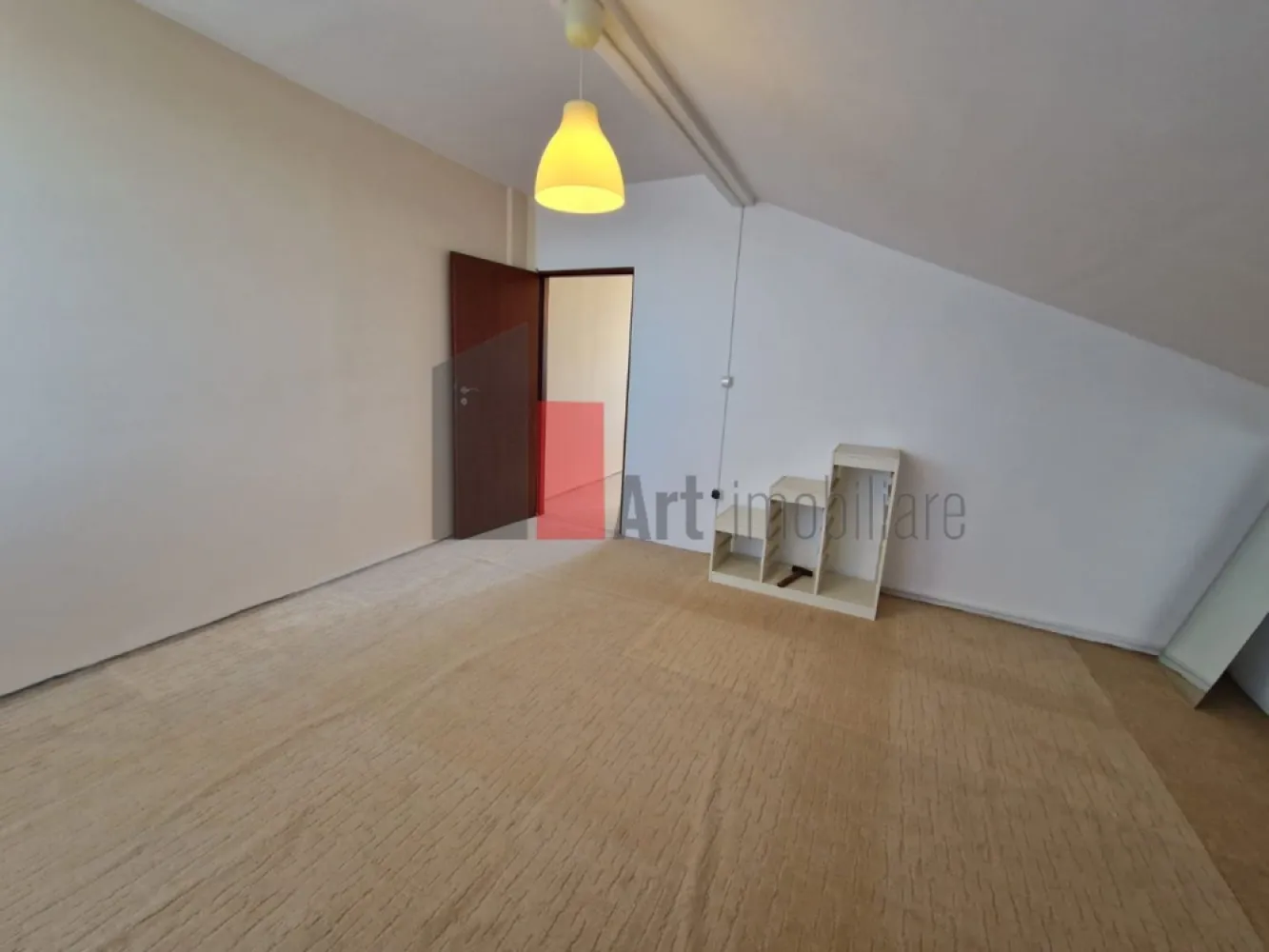 DUPLEX de vanzare 5 camere Giulesti