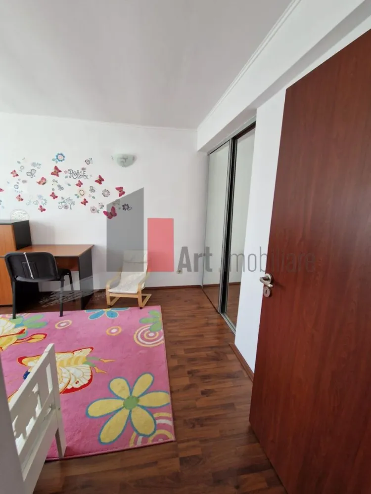 DUPLEX de vanzare 5 camere Giulesti