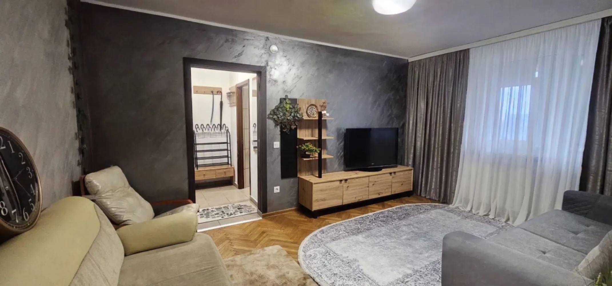 Apartament 2 camere renovat - Zona Tribunal - Papadie - Mobilat si utilat