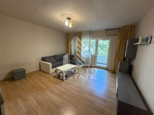 Apartament cu 2 camere de vanzare, etaj intermediar , Zona Bucovina
