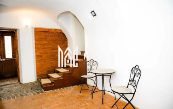Casa individuala I 4 apartamente I Centrul Istoric