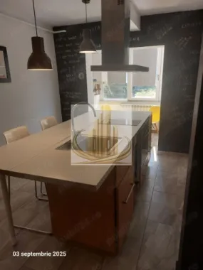 Apartament 2 camere decomandat, poziție excelentă – Zona Lunei