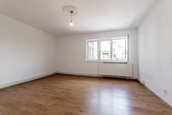 Apartament 2 camere Ultracentral, bvd Revolutiei, Arad - COMISION 0