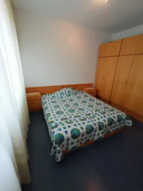 Inchiriez apartament zona Unirii,, Parcul Tineretului