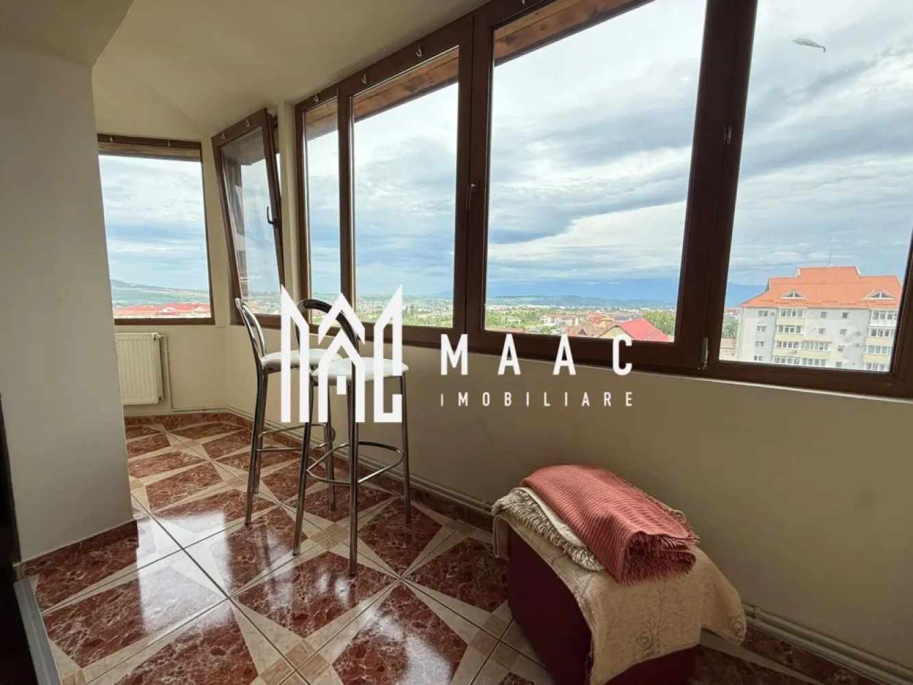 Apartament 4 camere | 130mp | 2 Bai | 2 Balcoane | V. Aaron