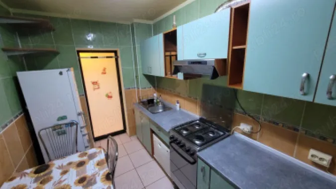 PROPRIETAR, 2 cam decomandat, deosebit, Tei, Contract ANAF, Loc Parcare