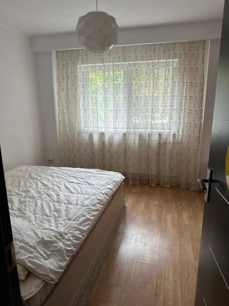 Apartament Inchiriere 2 Camere Zona Tei - Inchiriez Apartament 2 Camere Zona Teiul Doamnei
Anul 1984
Etaj 1
Aproape De Facultatea De Constructi 
Aproape De Spitalul Emilia Ilza
Fara Intermediar