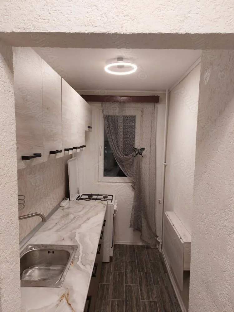 2 camere decomandate Tei Dna Ghica Colentina Fac de Constructii Sc 30 - DE INCHIRIAT PE TERMEN LUNG (500 EURO LUNA SI GARANTIE 1.000 EURO) sau DE VANZARE (75.000 EURO, ACCEPTAND SI ACHIZITIE PRIN CREDIT), RENOVAT COMPLET IN 2025, MOBILAT SI UTILAT, DISPONIBIL IMEDIAT, in fata Scolii Generale 30, cu VEDERE la LACUL TEI, la et. 7 10, 6 ap. pe palier, 1 lift, bloc reabilitat termic in 2021, construitt in 1976
RELATII LA ORICE ORA prin SMS