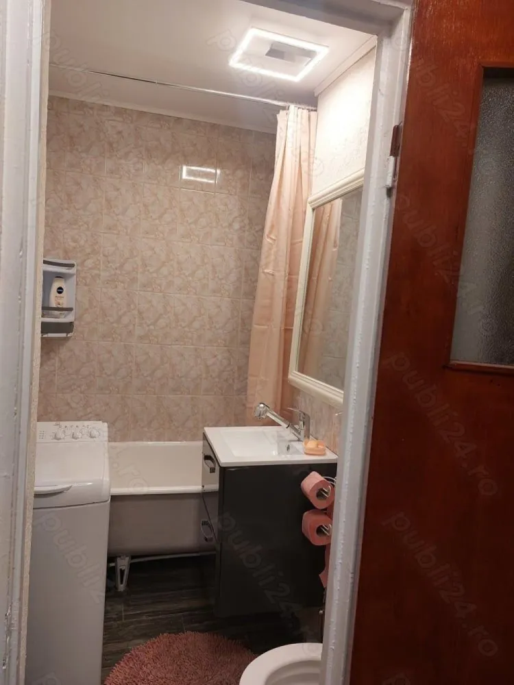 2 camere decomandate Tei Dna Ghica Colentina Fac de Constructii Sc 30 - DE INCHIRIAT PE TERMEN LUNG (500 EURO LUNA SI GARANTIE 1.000 EURO) sau DE VANZARE (75.000 EURO, ACCEPTAND SI ACHIZITIE PRIN CREDIT), RENOVAT COMPLET IN 2025, MOBILAT SI UTILAT, DISPONIBIL IMEDIAT, in fata Scolii Generale 30, cu VEDERE la LACUL TEI, la et. 7 10, 6 ap. pe palier, 1 lift, bloc reabilitat termic in 2021, construitt in 1976
RELATII LA ORICE ORA prin SMS