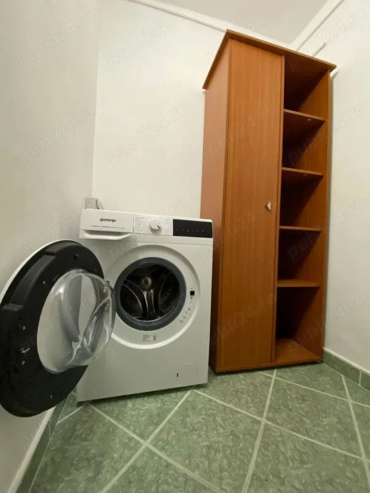 proprietar inchiriez apartament 2 camere Tei - Lacul Tei - Vidin, direct proprietar (comision zero),
inchiriez apartament de 2 camere mobilat, atat pentru rezidenta cat si pentru activitate de firma, proaspat renovat si 
igienizat, spatios, bucatarie generoasa, balcon, Centrala Termica de apartament, zona verde - pozitionat intre 2 parcuri: Tei si Circului, zona prezinta multiple puncte de interes cu gradinite scoli spitale restaurante si supermarketuri, acces rapid mijloace de transport, disponibil termen lung, avans 1+1