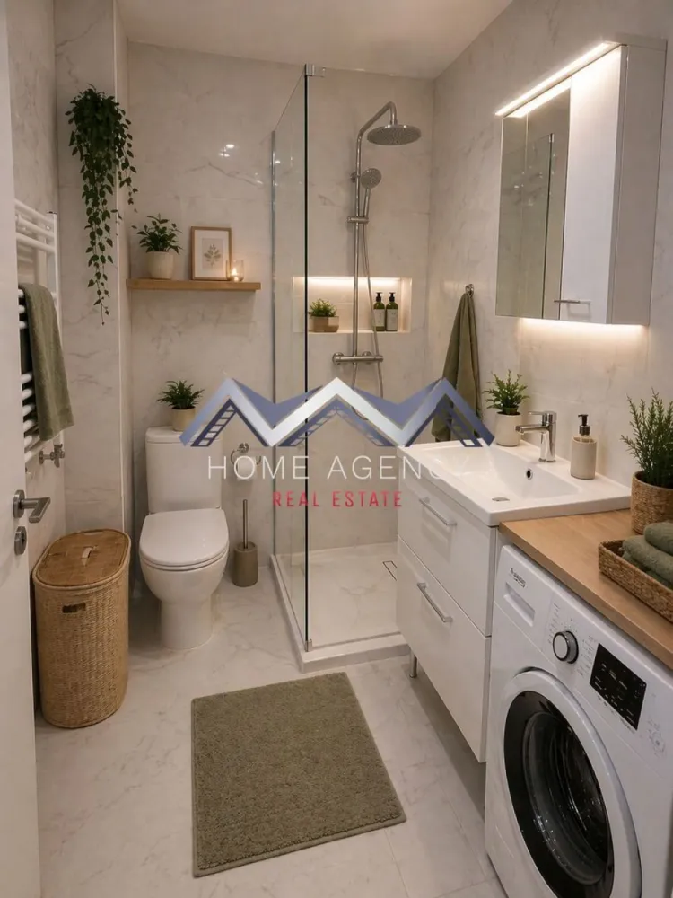 2 camere studio Otopeni | 10 min. metrou | parcare subterană | comision 0 - Vă propunem, spre vânzare, un apartament de 2 camere tip studio, situat în centrul orașului Otopeni, într-un imobil modern (D+P+3), poziționat la etajul 2/3 — ideal atât pentru locuit, cât și pentru investiție, într-o zonă cu cerere ridicată la închiriere.

Preț: 104.000 euro negociabil | TVA inclus | loc de parcare subteran inclus | comision 0

Localizarea este unul dintre cele mai mari avantaje ale proprietății: la aproximativ 10 minute de mers pe jos aveți acces la viitoarea stație de metrou, DN1, precum și la numeroase magazine, restaurante și alte facilități esențiale. Această accesibilitate pietonală crește semnificativ atractivitatea apartamentului pentru chiriași și asigură o cerere constantă în zonă, în special datorită proximității față de Aeroportul Henri Coandă.

Apartamentul are o suprafață de 39 mp și este inteligent compartimentat, oferind un spațiu eficient și bine organizat: living luminos, bucătărie separată, dormitor cu acces spre balcon și spații de depozitare optimizate. Este o proprietate ușor de închiriat, cu costuri reduse și atractivă pentru un public larg.

Se predă complet finisat, fiind gata pentru mutare sau pentru a fi introdus imediat în circuitul de închiriere, fie pe termen lung, fie în regim hotelier (Airbnb/Booking). Confortul este asigurat de centrală proprie și încălzire în pardoseală.

Un avantaj major îl reprezintă locul de parcare subteran inclus — o facilitate rară în zona centrală a Otopeniului, care adaugă valoare proprietății și reprezintă un criteriu decisiv pentru chiriași.

Pozele sunt reale, apartamentul se vinde nemobilat, iar randările au caracter orientativ pentru amenajarea interioară.

Programează acum o vizionare cu echipa de vânzări!