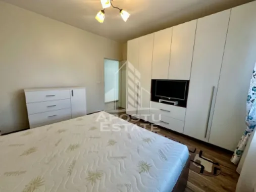 Apartament cu 2 camere, bucatarie inchisa, etaj 1, zona centrala Giroc