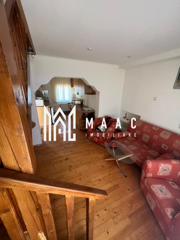 Casa P+M | Budesti | Teren 1200 mp - Casă P+M cu teren – Budești, Bârsești | 90 mp + 1.1200 mp teren | MAAC Imobiliare

MAAC Imobiliare vă propune spre vânzare o casă P+M situată în comuna Budești, Bârsești, pe strada principală, într-o zonă liniștită și accesibilă, aproape de punctele de interes locale.

Proprietatea dispune de 90 mp suprafață construită și se află pe un teren generos de 1200 mp, ideal pentru grădină, livadă sau alte activități.

Caracteristici principale:

* Suprafață construită: 90 mp
* Suprafață teren: 1.200 mp
* Regim juridic: intravilan
* Acces facil din strada principală

Utilități disponibile:

* Apă
* Curent electric
* Canalizar/ Fosa septica
* Teren drept, potrivit pentru extindere sau construcții suplimentare

Locație:

Casa este situată în Bârsești – Budești, cu acces rapid la drumurile principale, oferind o combinație ideală între liniștea zonei rurale și proximitatea față de facilitățile orașului.

O oportunitate excelentă pentru cei care doresc o locuință primitoare într-o zonă verde, cu teren generos și toate utilitățile disponibile, gata de mutare sau pentru investiție!

Pentru mai multe detalii sau pentru programarea unei vizionări, contactați echipa MAAC Imobiliare.

id: CP2797385