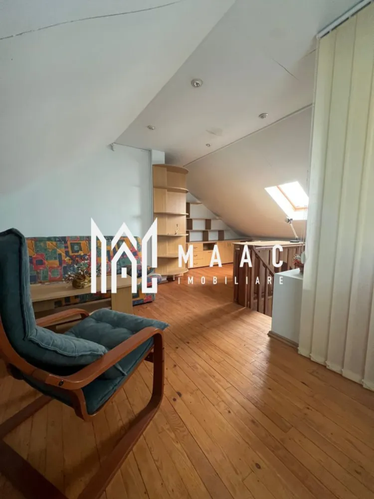 Casa P+M | Budesti | Teren 1200 mp - Casă P+M cu teren – Budești, Bârsești | 90 mp + 1.1200 mp teren | MAAC Imobiliare

MAAC Imobiliare vă propune spre vânzare o casă P+M situată în comuna Budești, Bârsești, pe strada principală, într-o zonă liniștită și accesibilă, aproape de punctele de interes locale.

Proprietatea dispune de 90 mp suprafață construită și se află pe un teren generos de 1200 mp, ideal pentru grădină, livadă sau alte activități.

Caracteristici principale:

* Suprafață construită: 90 mp
* Suprafață teren: 1.200 mp
* Regim juridic: intravilan
* Acces facil din strada principală

Utilități disponibile:

* Apă
* Curent electric
* Canalizar/ Fosa septica
* Teren drept, potrivit pentru extindere sau construcții suplimentare

Locație:

Casa este situată în Bârsești – Budești, cu acces rapid la drumurile principale, oferind o combinație ideală între liniștea zonei rurale și proximitatea față de facilitățile orașului.

O oportunitate excelentă pentru cei care doresc o locuință primitoare într-o zonă verde, cu teren generos și toate utilitățile disponibile, gata de mutare sau pentru investiție!

Pentru mai multe detalii sau pentru programarea unei vizionări, contactați echipa MAAC Imobiliare.

id: CP2797385