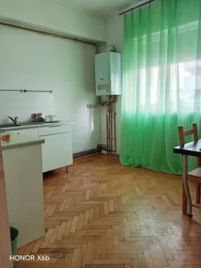 De închiriat apartament Universitate