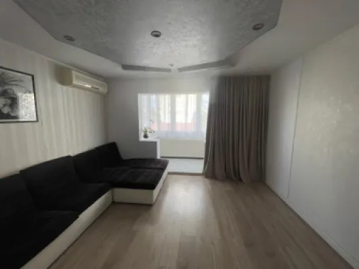 Ap. 3 camere complet mobilat,etaj 2 – Iosia-Pret 119.500 euro neg