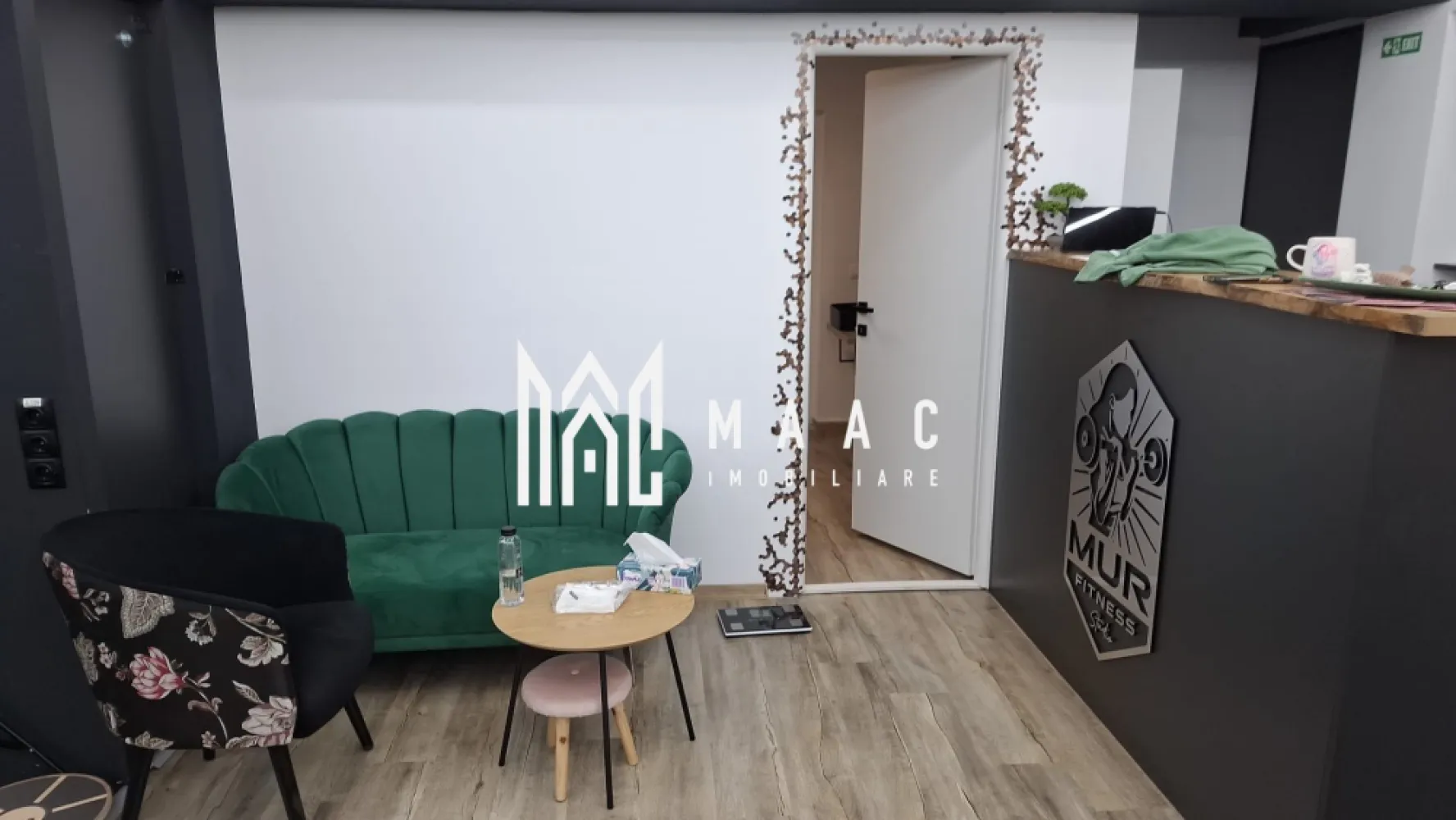 Spațiu Comercial | 92 Mp | Loc de Parcare | Calea Dumbrăvii - MAAC Imobiliare vă propune spre închiriere un spațiu comercial modern, ideal pentru dezvoltarea afacerii dumneavoastră!

 Suprafață utilă: 92 mp
 Compartimentare: open space – flexibil și ușor de adaptat în funcție de activitate
 Dotări: grup sanitar propriu
 Loc de parcare inclus, în parcare proprie cu barieră
 Stare: amenajat, gata pentru utilizare imediată

Spațiul beneficiază de o compartimentare eficientă, oferind un ambient luminos și primitor, potrivit pentru diverse tipuri de activități comerciale sau de servicii (birouri, showroom, salon etc.).

Avantaje:

vizibilitate bună
acces facil
parcare privată securizată
posibilitate personalizare în funcție de necesități

Pentru mai multe detalii sau pentru a programa o vizionare, vă rugăm să ne contactați, specificând ID:CP3046707