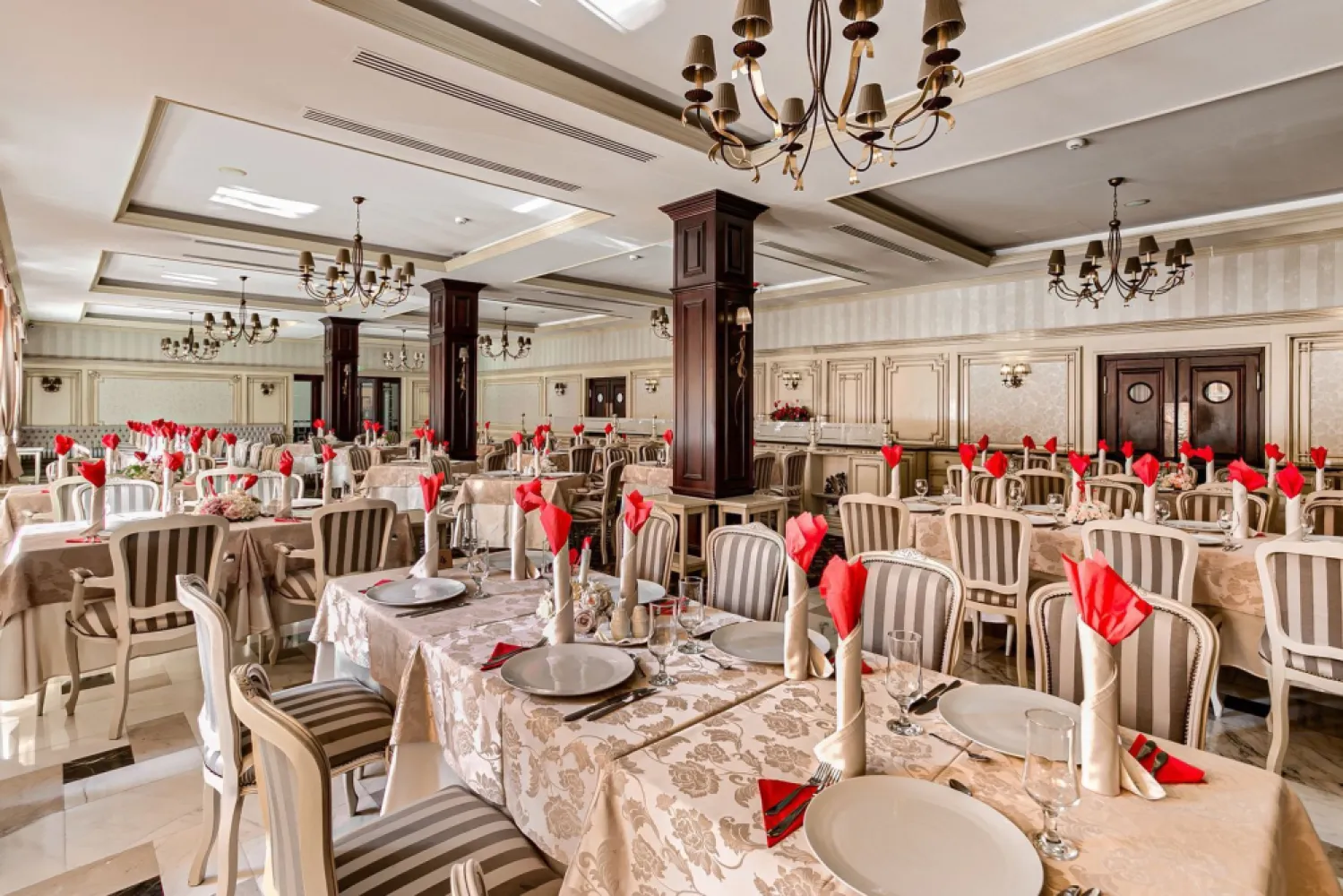 Oportunitate de investiție: Hotel Best Western de 4 stele Arad - Român